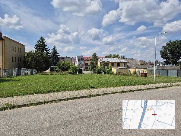 Ogrodowa 4 from east